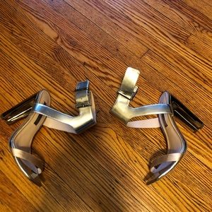 * SOLD * - BCBG Trendy silver metallic heels